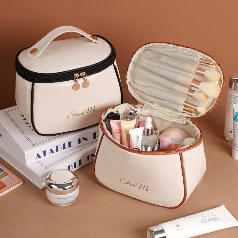 Skincare D'Alba - Tas Makeup Kapasitas Besar untuk Perjalanan,